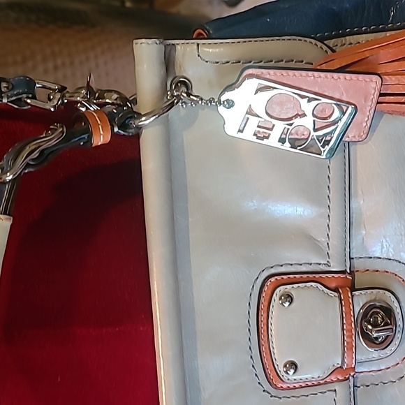 COACH Color-block Crossbody - Picture 6 of 12